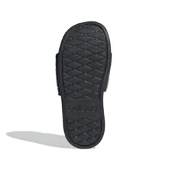 Claquettes Enfant Adidas Adilette Comfort X Marvel -Bébé Soldes adidas id5238 4 footwear photography bottom view white