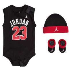 Ensemble Maillot/bonnet/chaussons Bébé Jordan 23 [Taille 6/12 mois]