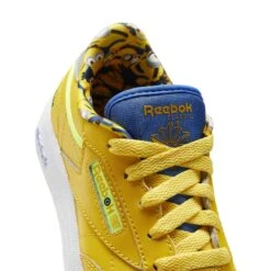 Chaussures Enfant Reebok Classics Club C 85 Mignon 14 Chaussures Enfant Reebok Classics Club C 85 Mignon -Bébé Soldes reebok classics fx3353 7 footwear photography detail view 1 white 000